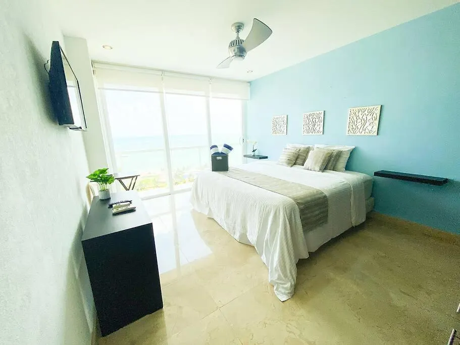 Beachfront Apartment Luxury Facilities Amazing Location Cancún