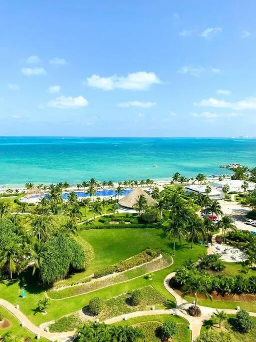 Beachfront Apartment Luxury Facilities Amazing Location Канкун 0*,